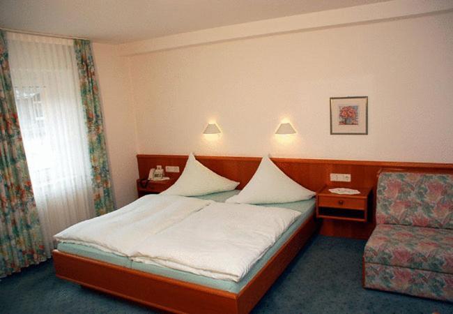 Gasthaus Merkel Hotel Bad Berneck im Fichtelgebirge Bilik gambar